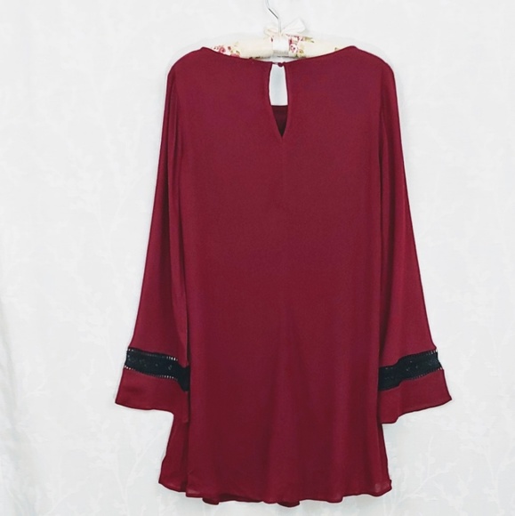 Andrée by Unit | Flowy Shift Dress | S - Picture 2 of 8